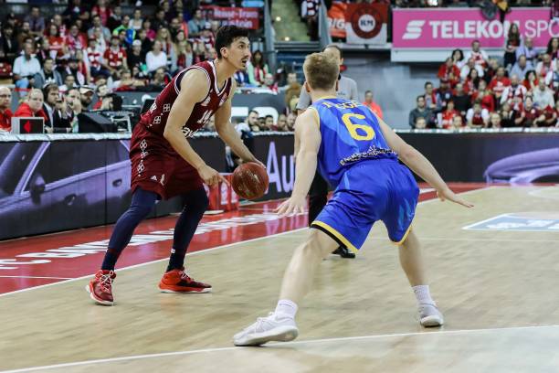 连续六场胜 连续六场胜